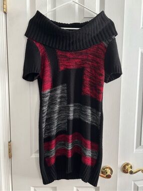 NY Collection Black Off-the-Shoulder Sweater Dress with Red and Gray Panels